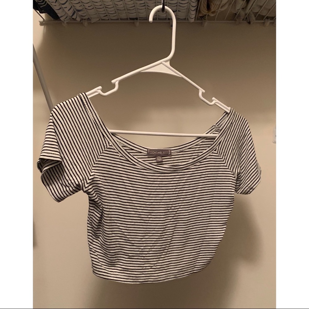 ONE SIZE FITS MOST CROP